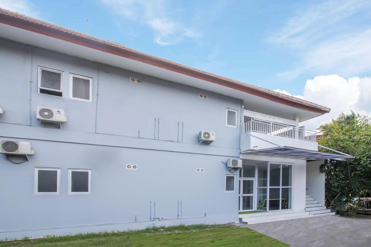 Oyo 2270 Hotel Taman Wirama Denpasar  Exterior photo